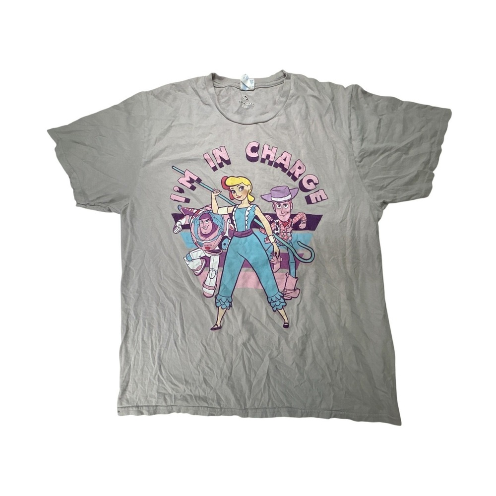 Disney graphic t-shirt Women's size XL gray "I'm In Charge"
